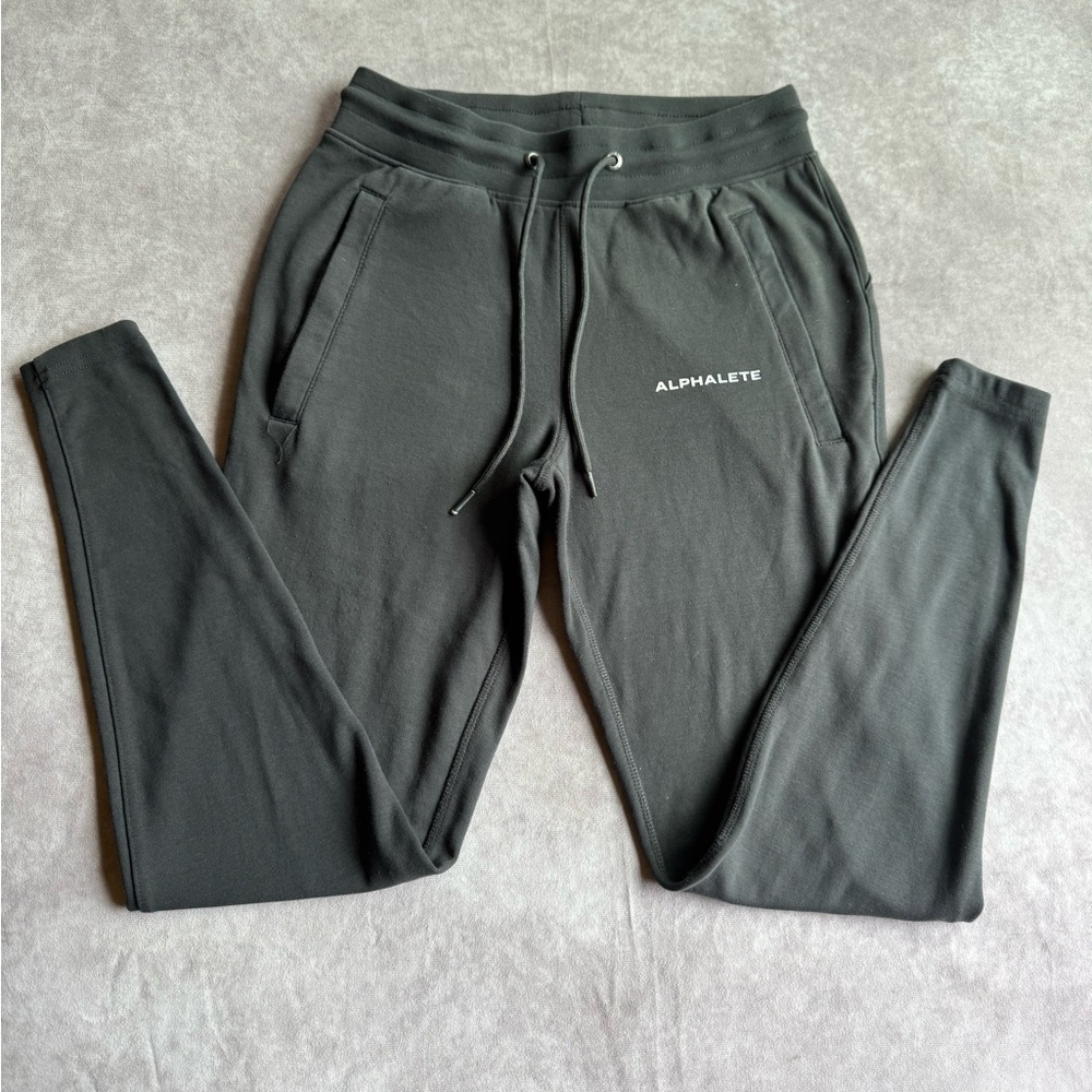 Alphalete women Charcoal Joggers